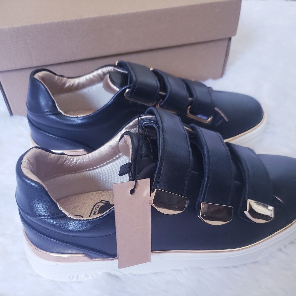 New Girls Vlado Mila Casual Shoe - Picture 2 of 6